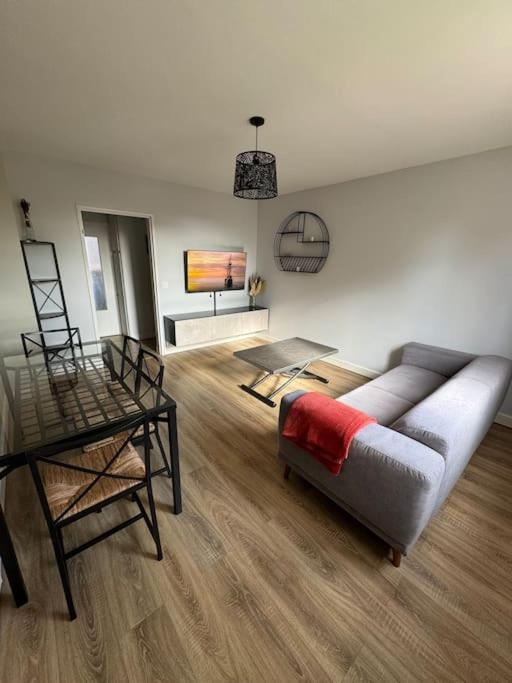 Flat Apartment Achères Екстериор снимка
